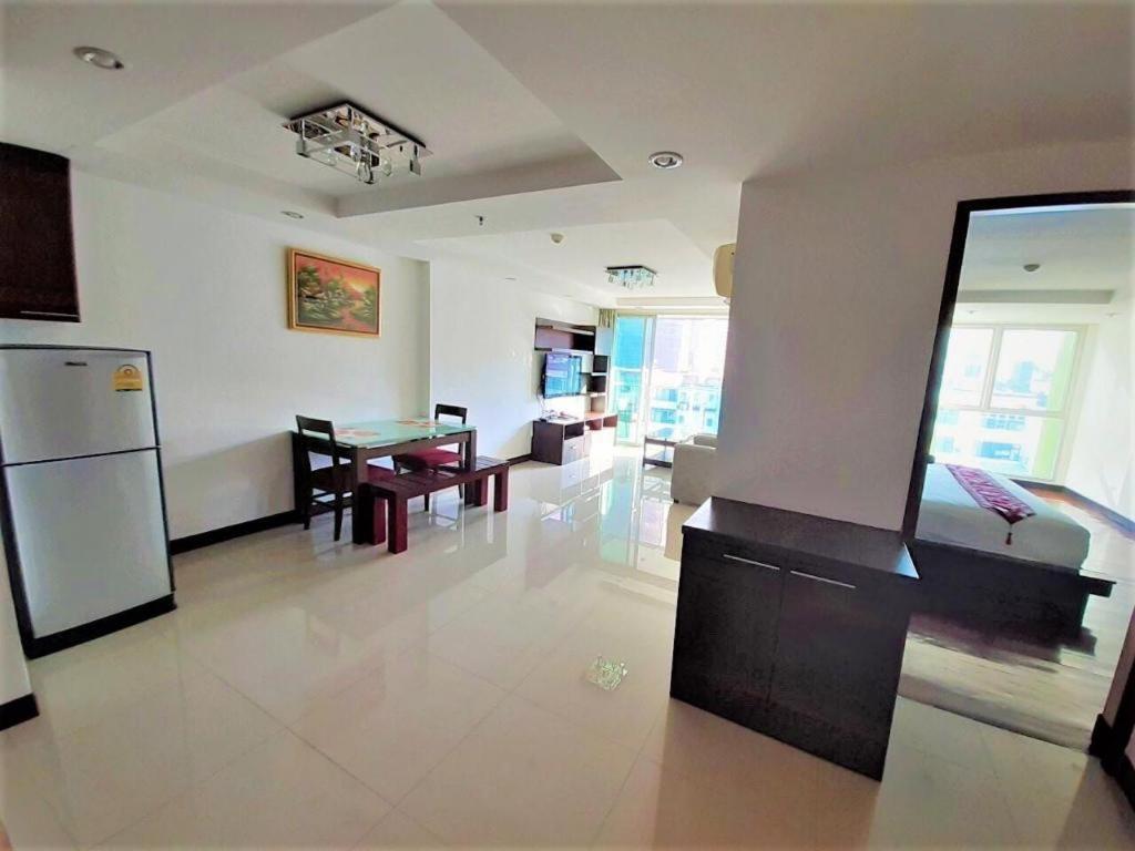 Nice Residence Бангкок Екстер'єр фото